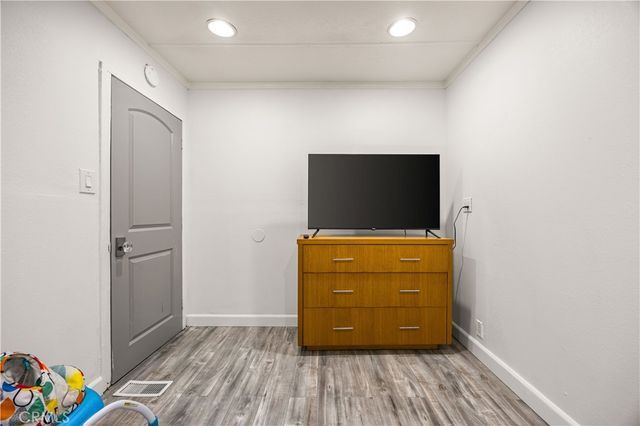 38015 65th Street D6, Palmdale, CA 93552