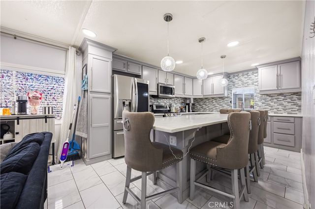 38015 65th Street D6, Palmdale, CA 93552
