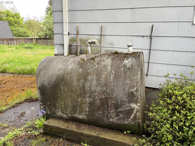 14222 Se CEDAR Ave, Milwaukie, OR 97267