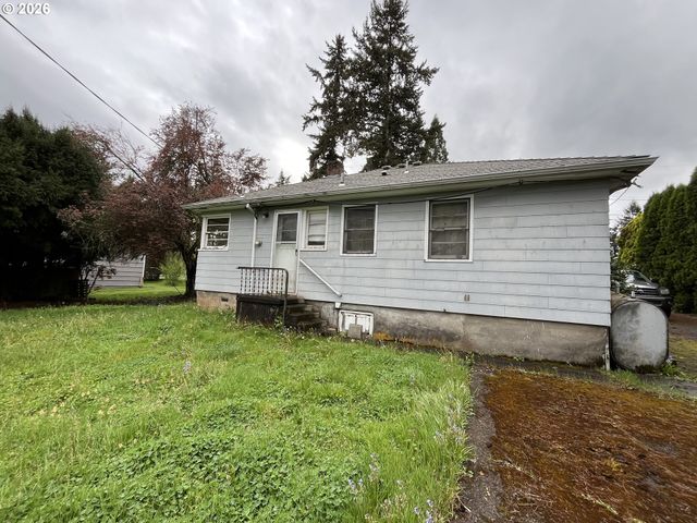 14222 Se CEDAR Ave, Milwaukie, OR 97267