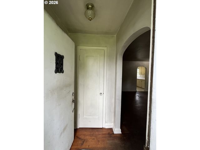 14222 Se CEDAR Ave, Milwaukie, OR 97267