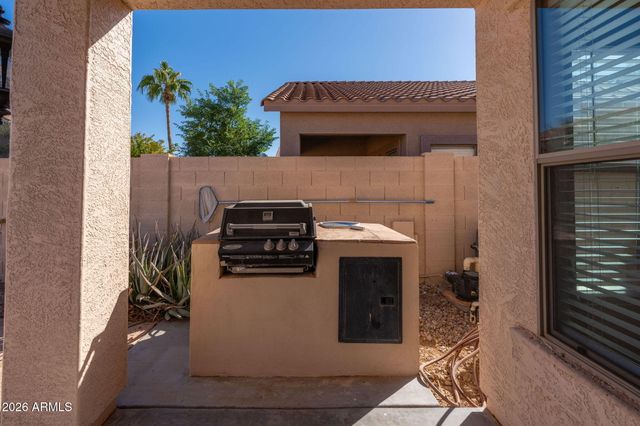 15224 W DESERT HILLS Drive, Surprise, AZ 85379