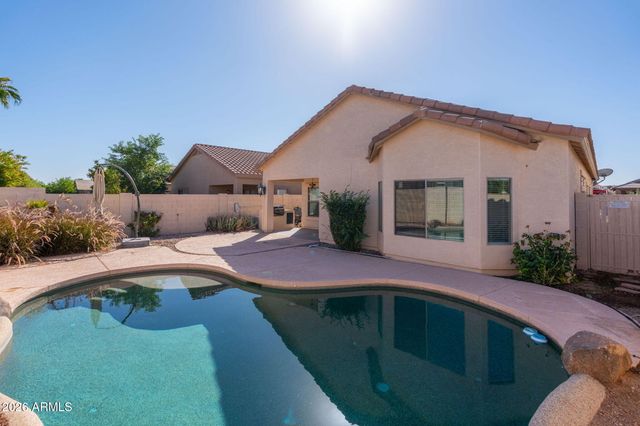 15224 W DESERT HILLS Drive, Surprise, AZ 85379