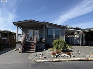 15889 SUNSET STRIP 44, Brookings, OR 97415