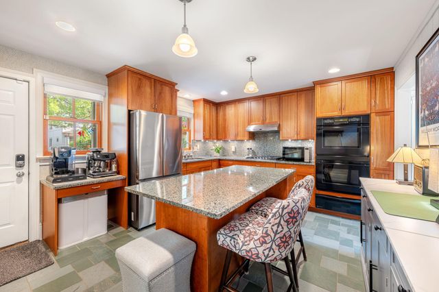 82 Leech Street, Saint Paul, MN 55102