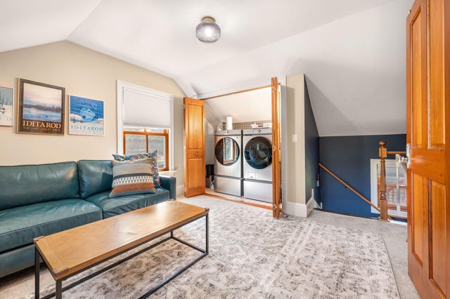 82 Leech Street, Saint Paul, MN 55102