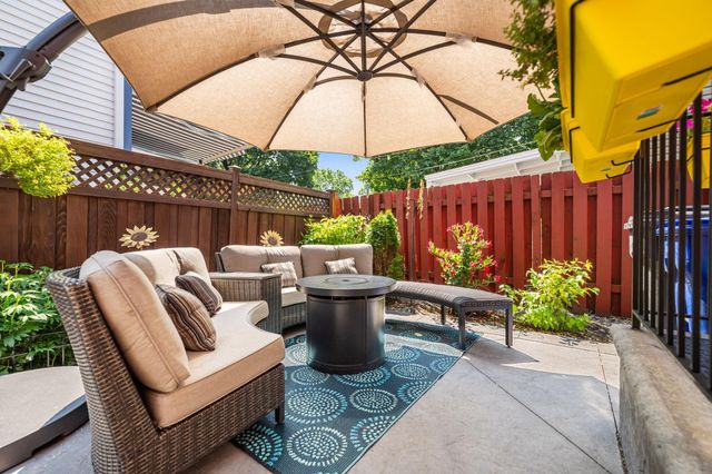 82 Leech Street, Saint Paul, MN 55102