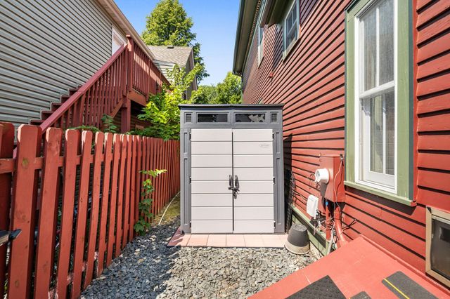 82 Leech Street, Saint Paul, MN 55102