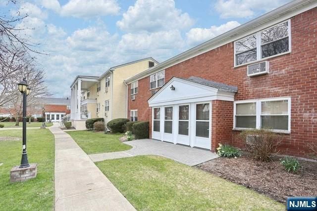 59 Regency Park, Ramsey, NJ 07446