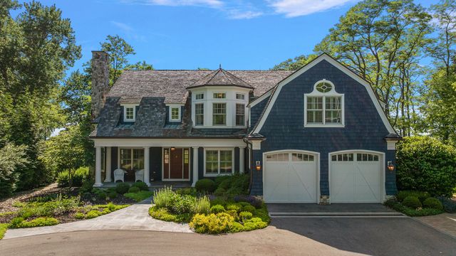 228 74th Street, South Haven, MI 49090