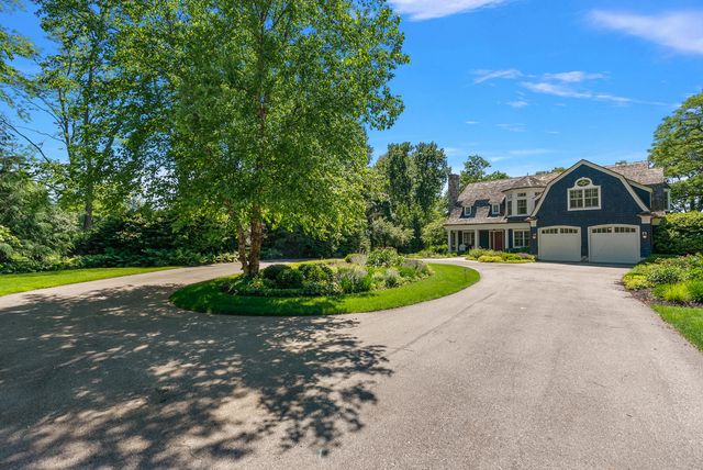 228 74th Street, South Haven, MI 49090