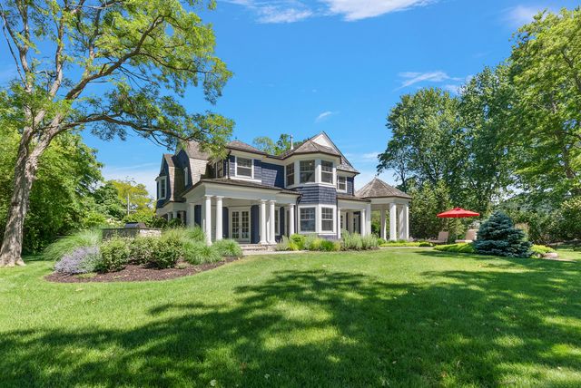 228 74th Street, South Haven, MI 49090