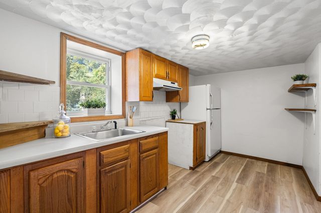 15 Bradford St, Stoughton, MA 02072