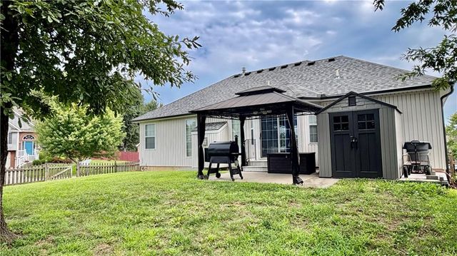 3708 N 112th Street, Kansas City, KS 66109