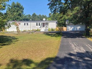 292 Ember Drive, Oxford, WI 53952