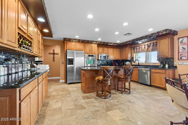 9608 W KEYSER Drive, Peoria, AZ 85383