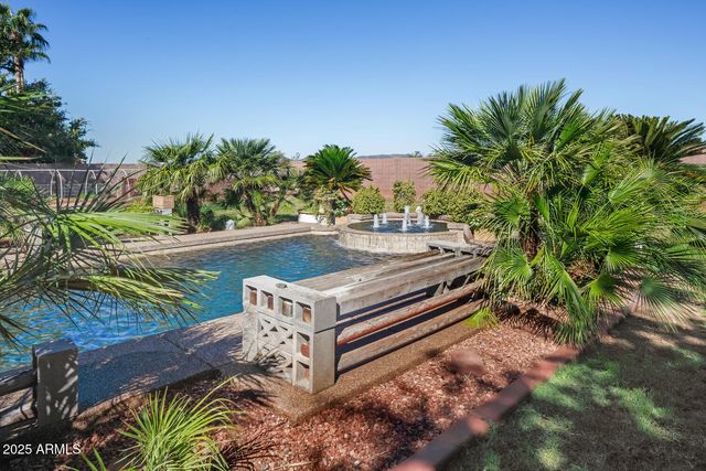 9608 W KEYSER Drive, Peoria, AZ 85383