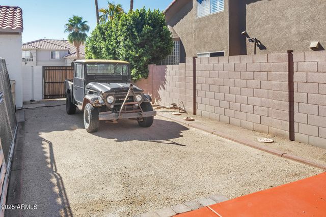 9608 W KEYSER Drive, Peoria, AZ 85383