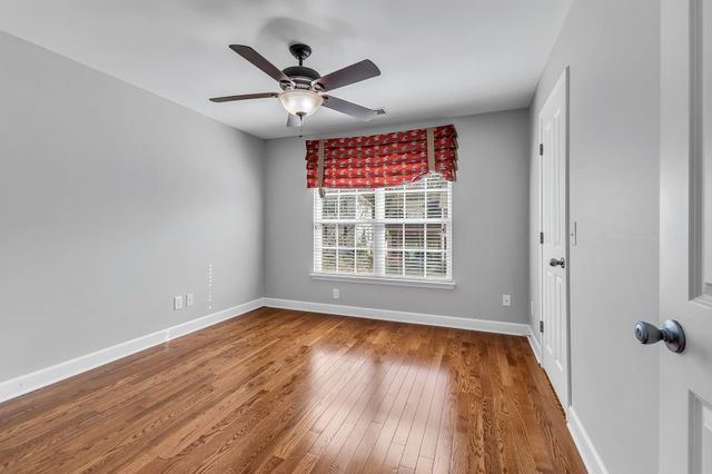 4340 Barnes Cove Dr, Nashville, TN 37211