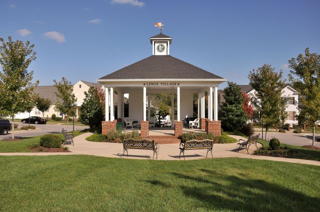 4340 Barnes Cove Dr, Nashville, TN 37211