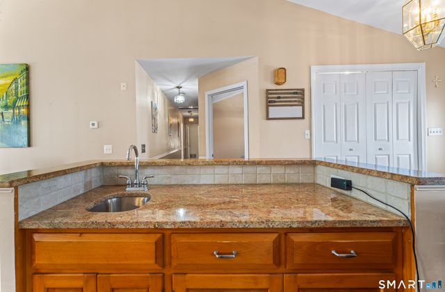 75 Eureka Avenue, Stratford, CT 06614