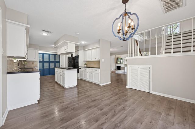 2706 Woodland Grove Drive Drive, Houston, TX 77339