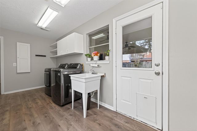 2706 Woodland Grove Drive Drive, Houston, TX 77339