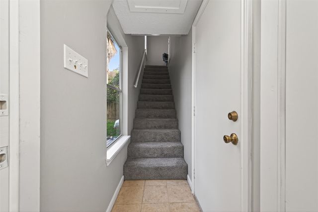 2706 Woodland Grove Drive Drive, Houston, TX 77339