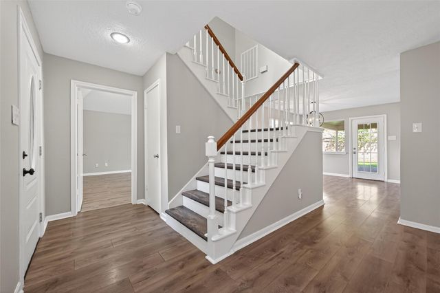 2706 Woodland Grove Drive Drive, Houston, TX 77339