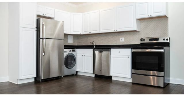3345 N Marshfield Avenue 309, Chicago, IL 60657
