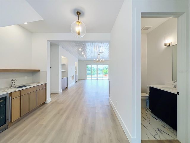 1205 FALCON DRIVE, Orlando, FL 32803