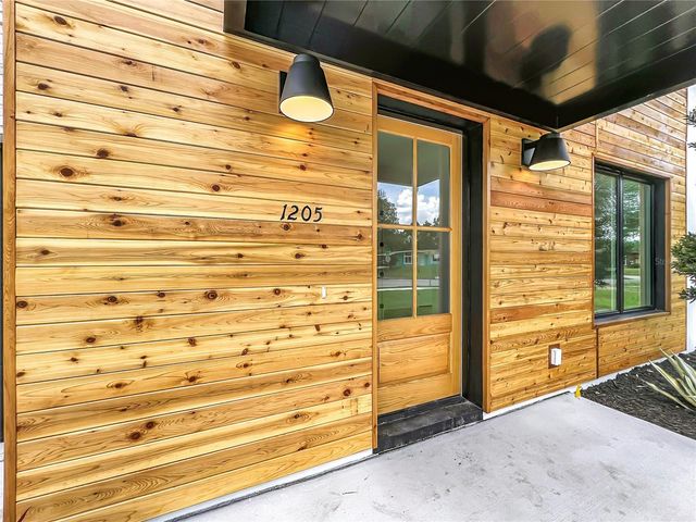 1205 FALCON DRIVE, Orlando, FL 32803