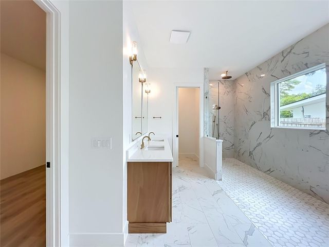 1205 FALCON DRIVE, Orlando, FL 32803