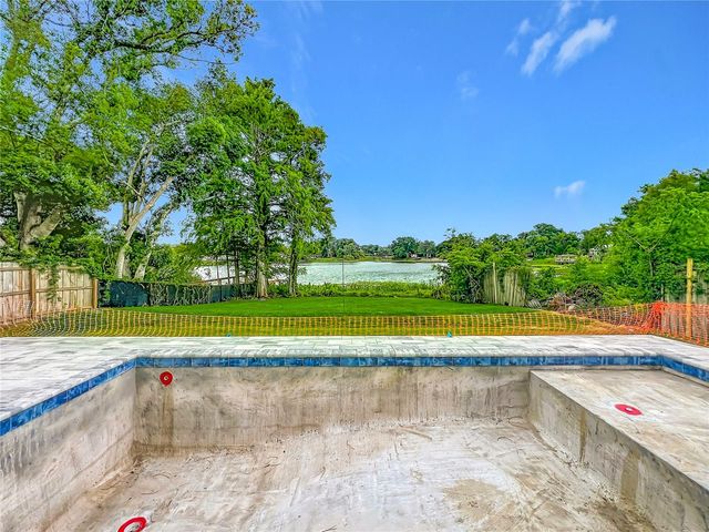 1205 FALCON DRIVE, Orlando, FL 32803