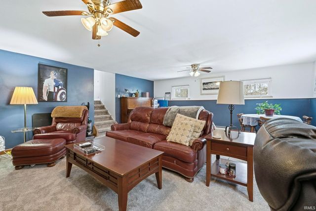 2542 Deerwood Drive, Fort Wayne, IN 46825