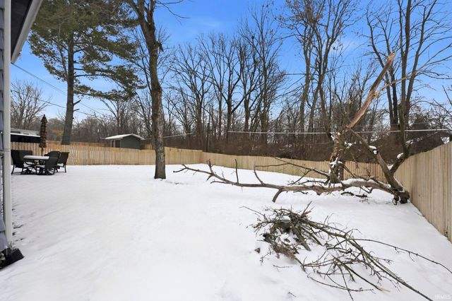 2542 Deerwood Drive, Fort Wayne, IN 46825