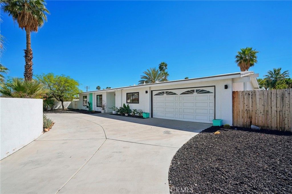 Image 5 of property listing at 2825 E Verona Road, Palm Springs, CA 92262