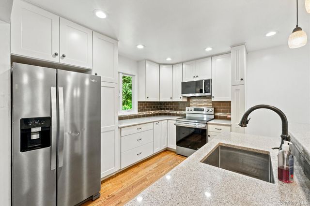 77 Wharton Drive, Cortlandt Manor, NY 10567