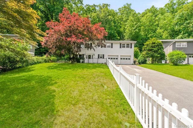 77 Wharton Drive, Cortlandt Manor, NY 10567