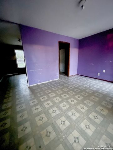 138 OLGA, San Antonio, TX 78237