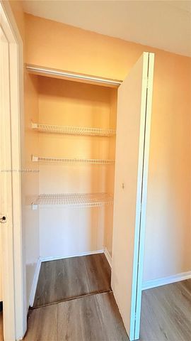 948 SW 74th Ave 948, North Lauderdale, FL 33068