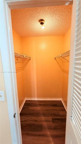 948 SW 74th Ave 948, North Lauderdale, FL 33068