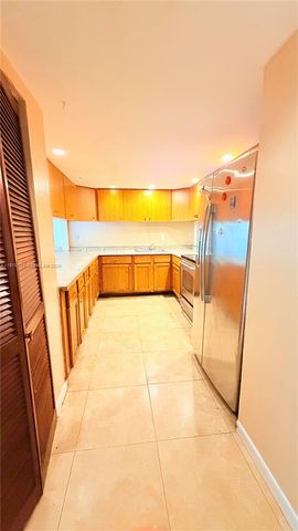 948 SW 74th Ave 948, North Lauderdale, FL 33068