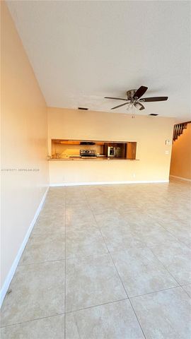 948 SW 74th Ave 948, North Lauderdale, FL 33068