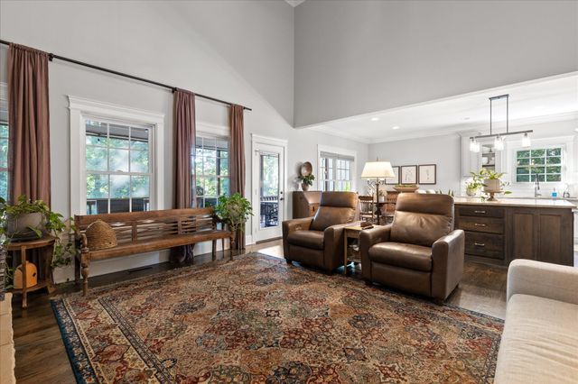 697 Sugar Leaf Lane, Soddy Daisy, TN 37379