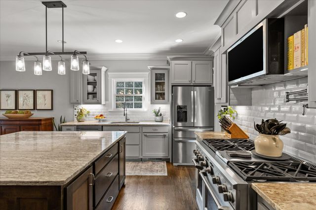 697 Sugar Leaf Lane, Soddy Daisy, TN 37379