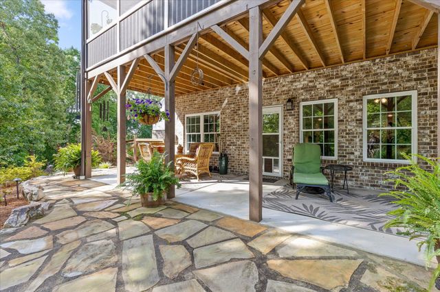 697 Sugar Leaf Lane, Soddy Daisy, TN 37379