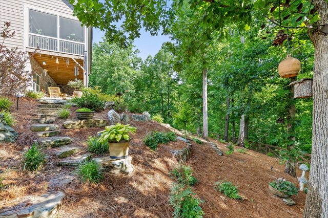 697 Sugar Leaf Lane, Soddy Daisy, TN 37379