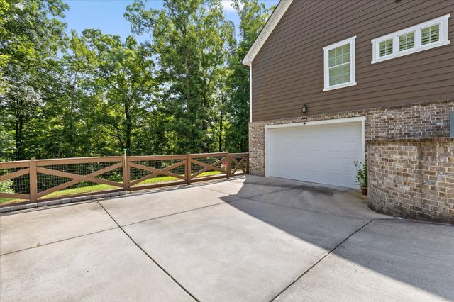 697 Sugar Leaf Lane, Soddy Daisy, TN 37379