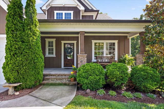 697 Sugar Leaf Lane, Soddy Daisy, TN 37379